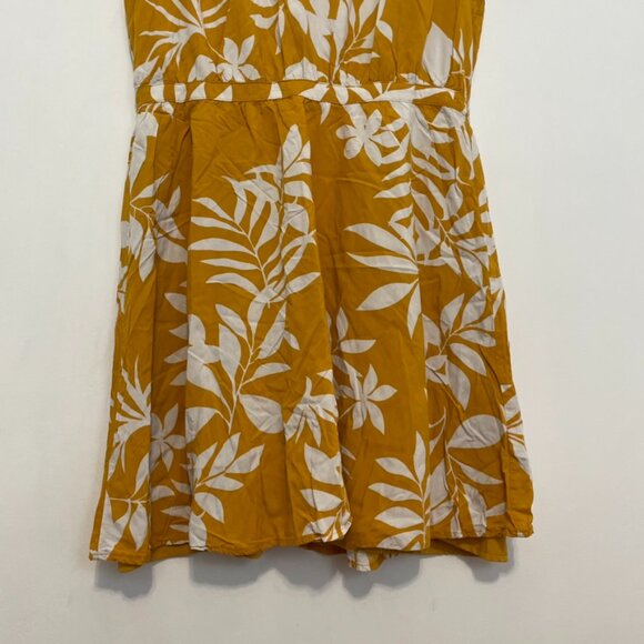 OLD NAVY Waist Defined V-Neck Dress Mustard Yellow White Floral Cap Sleeve Knee - Picture 6 of 14